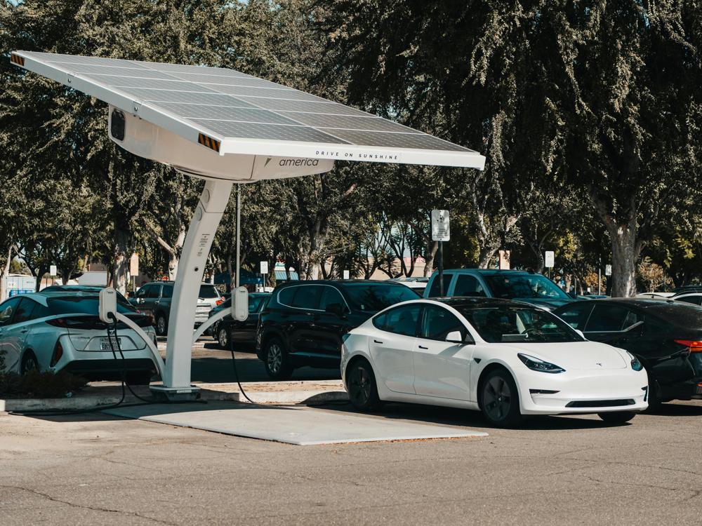 electric vehicle